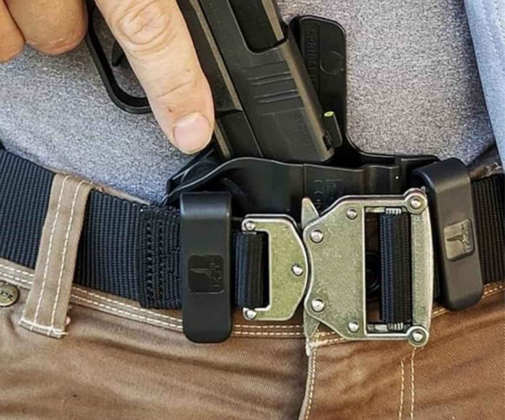 Bravo Concealment’s Torsion IWB is a lightweight, body-hugging holster built for discreet everyday carry on the Glock 43/43X.